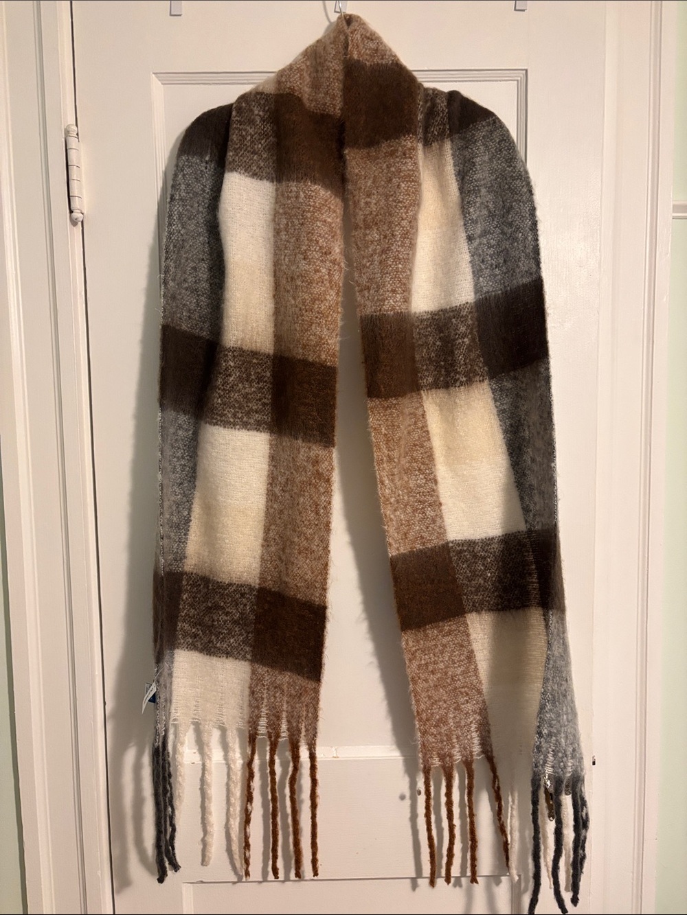Old Navy Plaid Fringe Scarf in Brown, Cream and Gray